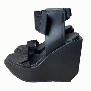 United Nude Wa Puffy Hi Black High Platform Wedge Strappy Sandals Size 38 7.5